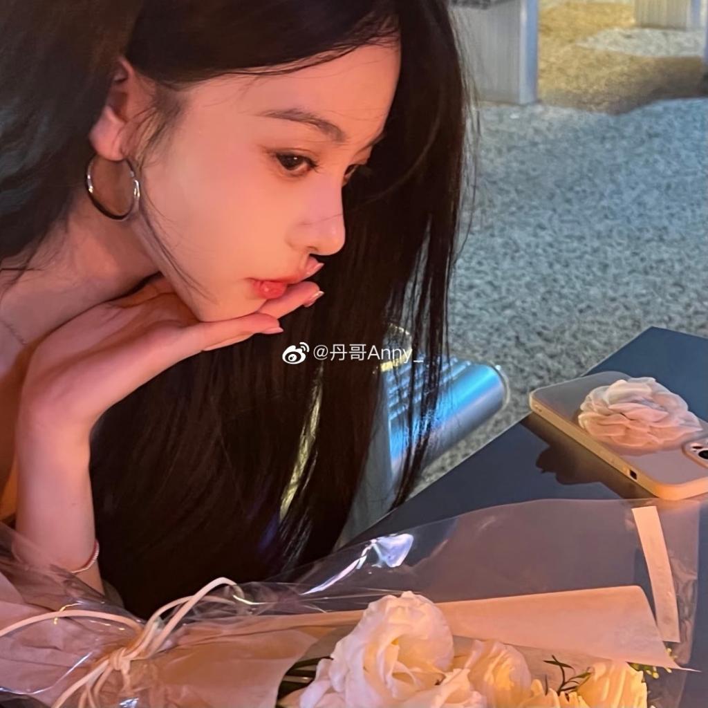 大学生发现异常救司机一命