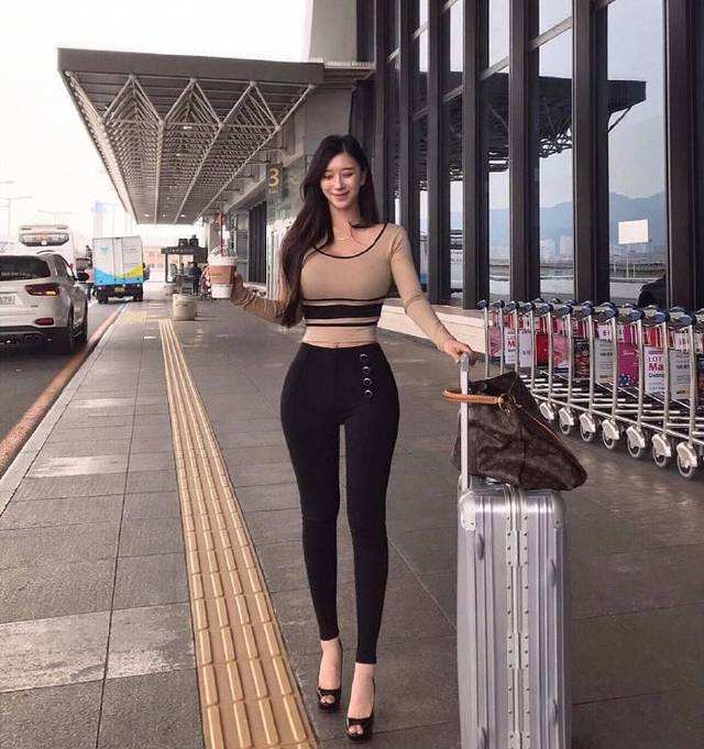 空投物资降落伞没开致5死10伤，美国否认
