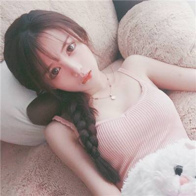 世界杯顶足球