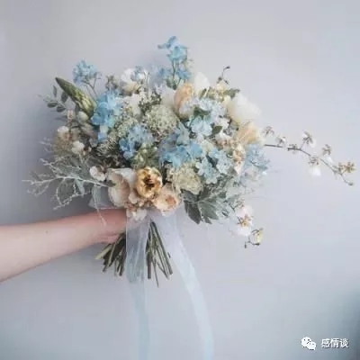滑雪少年