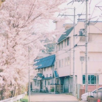 大学生不爱进的工厂，“他们”居然去“打工...