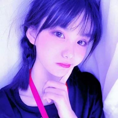 小S全家为其提前庆生 和老公依偎在一起太甜了