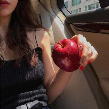 金发女郎停车