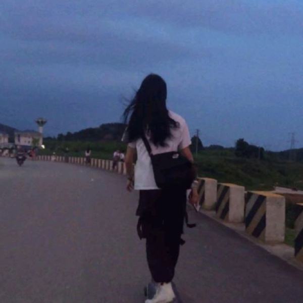装饰公主娃娃房
